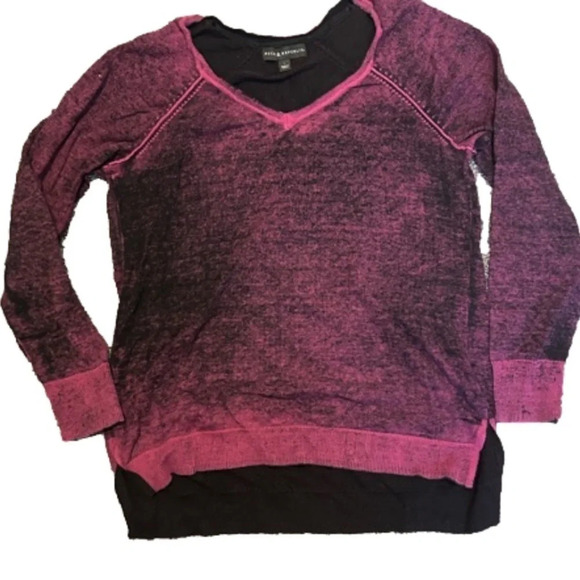 Rock & Republic Purple V-Neck Sweater - Picture 2 of 4